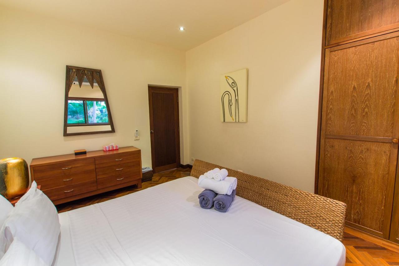 Viola Pool Villa Rawai Bagian luar foto